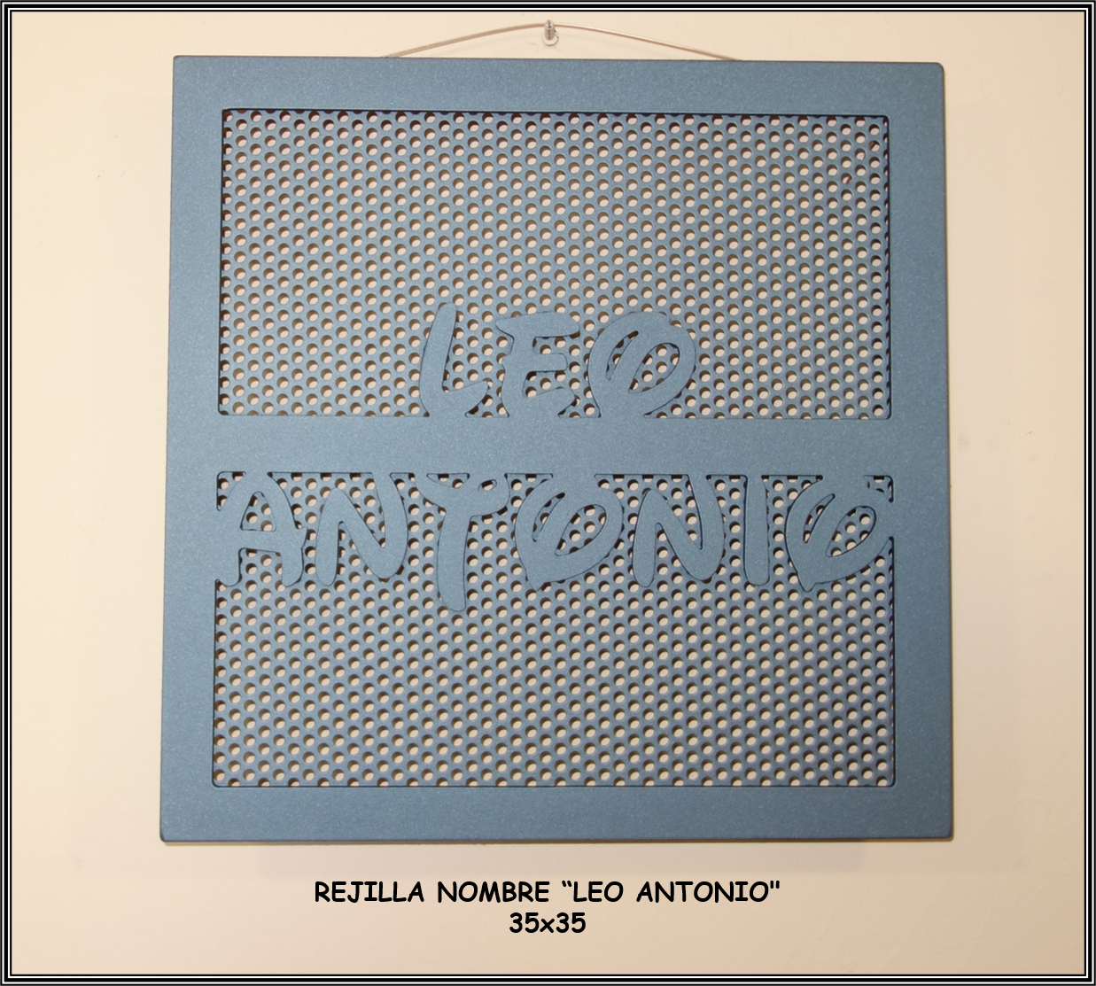 REJILLA con nombre personalizado Leo Antonio - 35x35